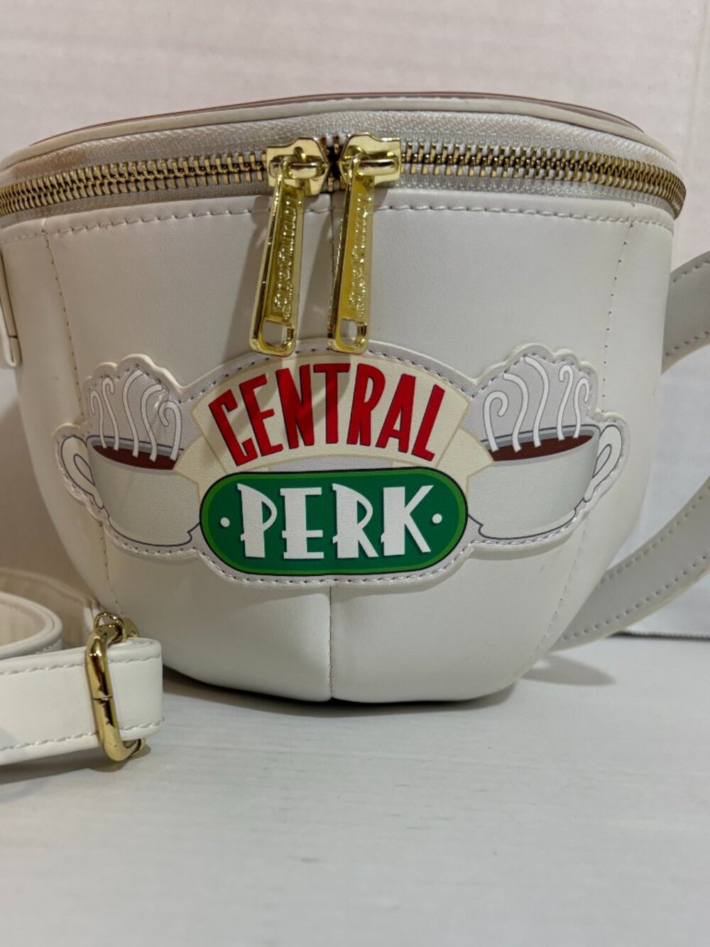 Like New FRIENDS Central Perk Purse Cup Shape COLLECTABLE Purse by Loungefly